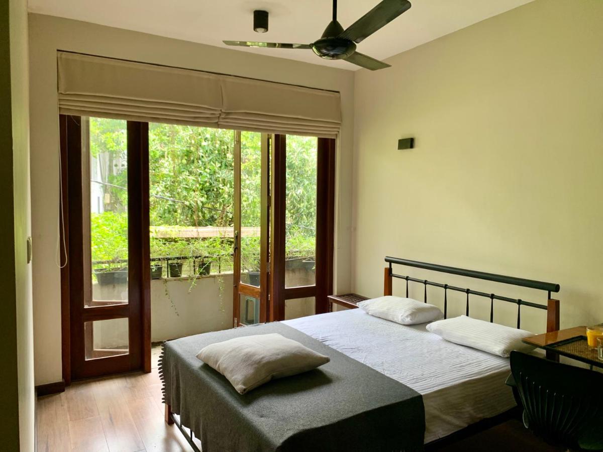 Cozy Luxury Room With Balcony View ! Rajagiriya Exterior foto